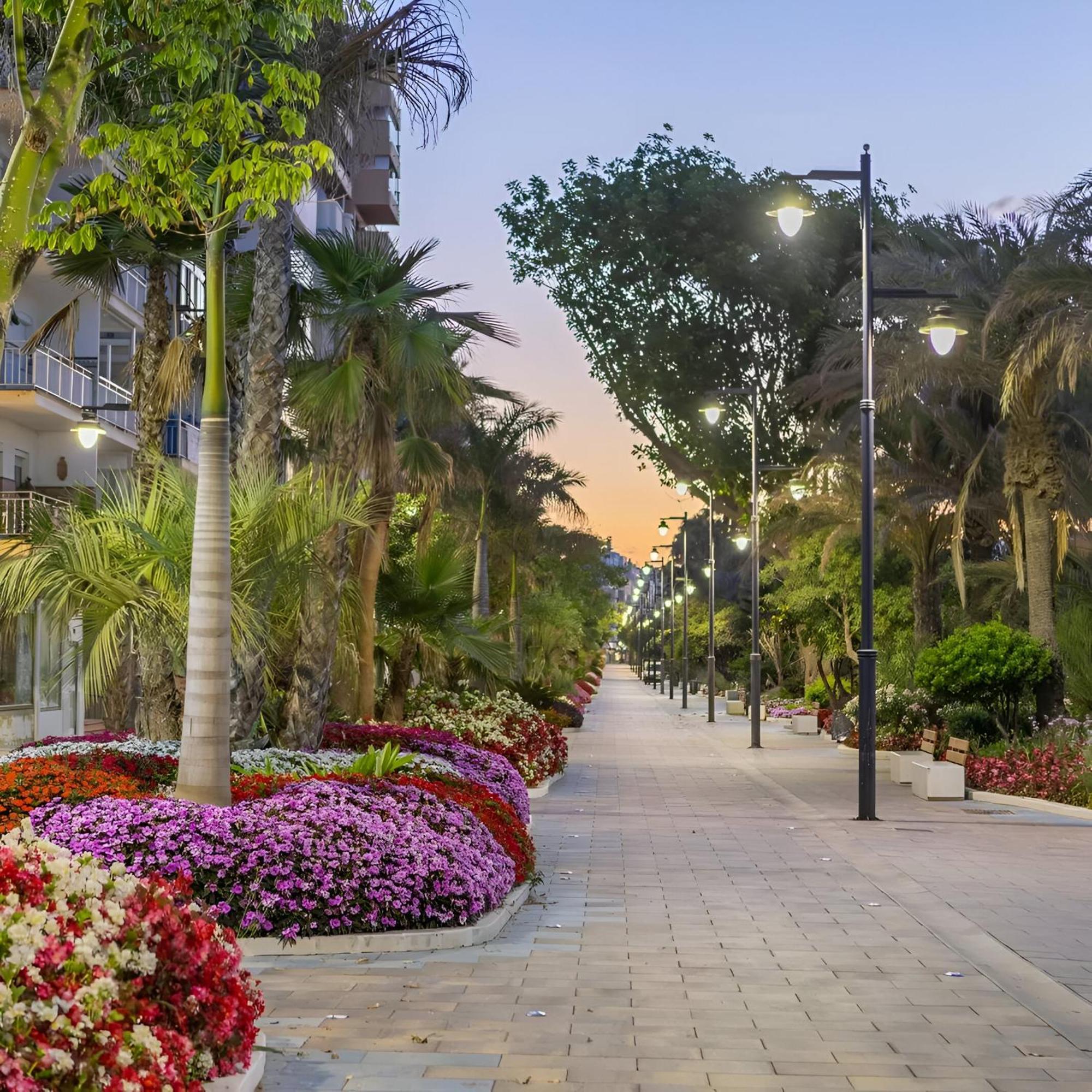 Moderno Piso Centrico 3 Habitaciones Junto Al Mar Estepona Zewnętrze zdjęcie